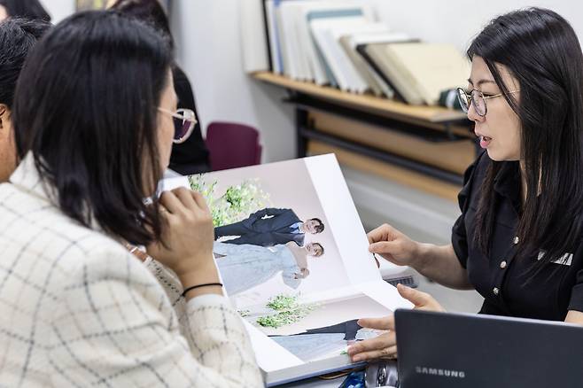 코로나로 인해 줄어든 자연스러운 만남의 기회와 결혼정보회사에 대한 인식의 변화는 업계의 호황을 이끌었다