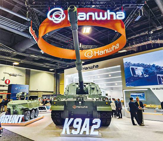 미 방산전시회장에 전시된 K9A2 자주포. (연합뉴스)