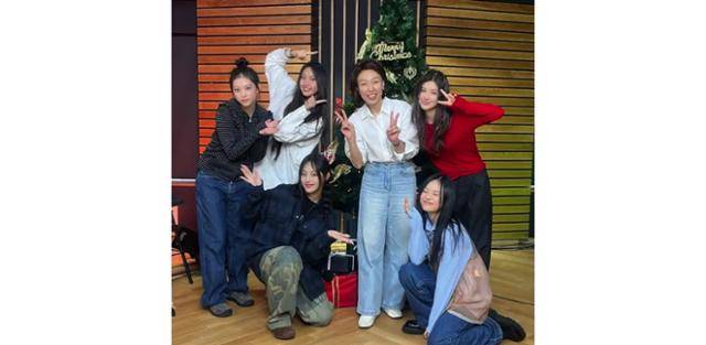 그룹 뉴진스 멤버들이 '김현정의 뉴스쇼'에 출연한다. CBS 유튜브 채널