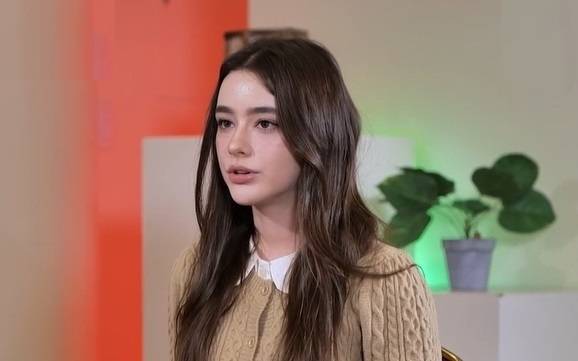 KBS JOY '무엇이든 물어보살'에 출연한 다샤 타란은 또래 친구가 없어 고민이라고 밝혔다. [사진=유튜브 @KBS JOY]