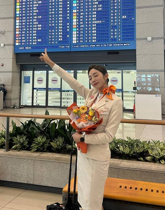 김수현 치어리더가 승무원을 그만둘 때 모습. ⓒ김수현 치어리더 SNS
