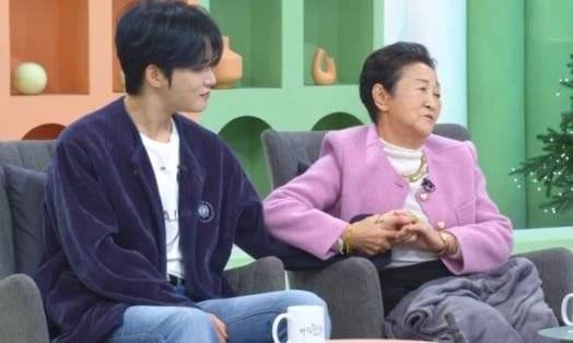 가수 김재중(왼쪽)과 어머니 유만순씨. 사진 KBS1 ‘아침마당’ 캡처