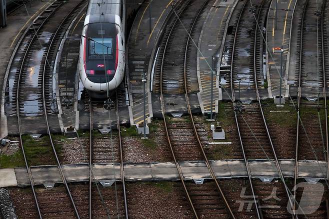 프랑스 고속철도 '테제베'(TGV). ⓒ AFP=뉴스1 ⓒ News1 이창규 기자