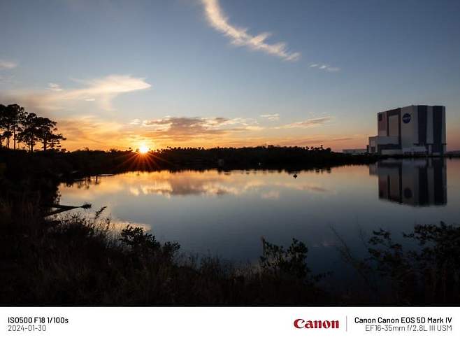 0e9f8575b3876df323e68fe1419c706a9859c102779d0a6d2ba2389f63667e4f1bbf353555e10a0702a21dff0f72d731d76b6eabbf