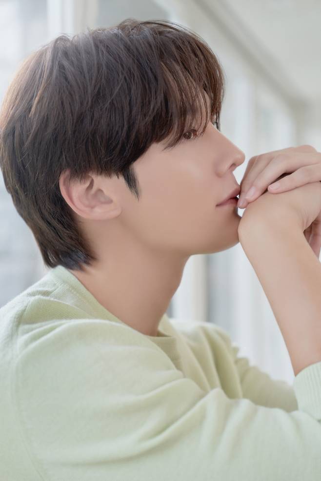 최진혁, 29일 싱글 발매… 가수 깜짝 변신 (사진: 에닉이엔티)