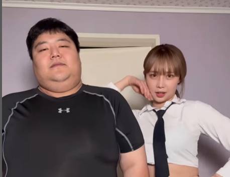 유튜버 공혁준이 다이어트를 시작한 지 한 달 만에 10㎏ 감량에 성공했다. 사진은 공혁진과 공혁진의 아내인 산범의 모습./사진=공혁준 인스타그램 갈무리