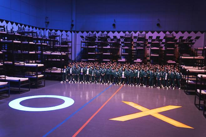 게임마다 진행되는 OX게임. 넷플릭스 제공