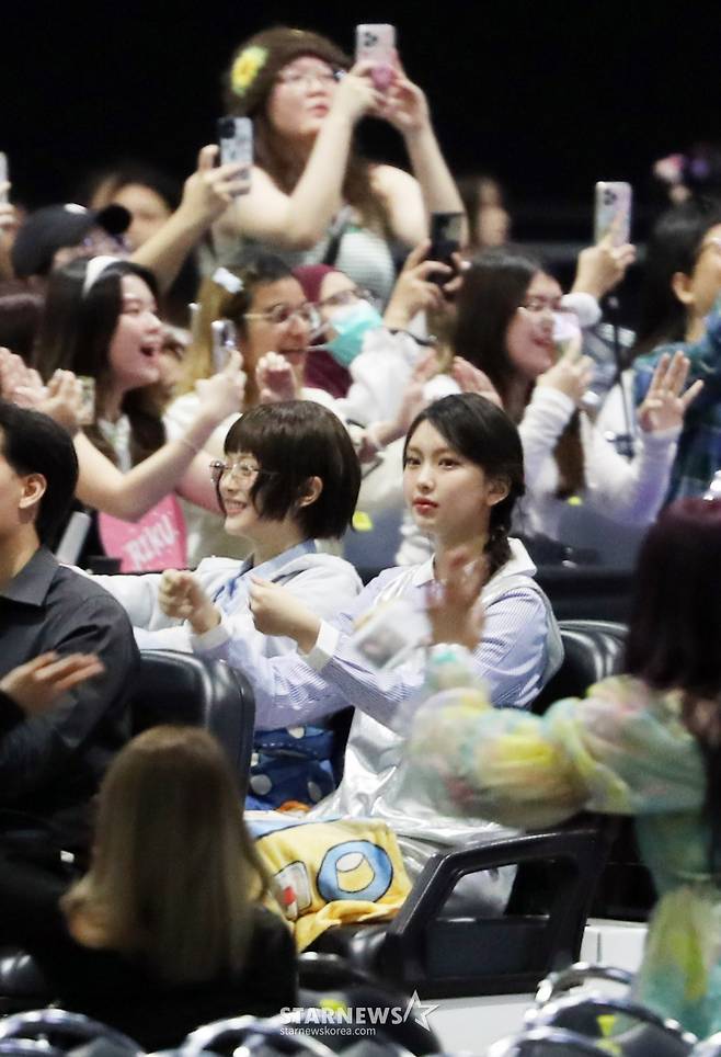 뉴진스 하니-혜인 '신난다!'[★포토]