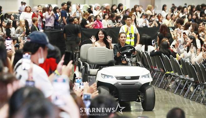 김혜윤 '버기카 타고 신나게'[★포토]