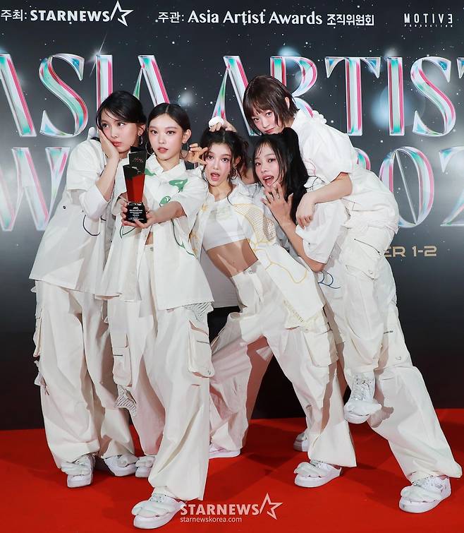 뉴진스 '우리가 베스트 퍼포먼스!'[★포토]