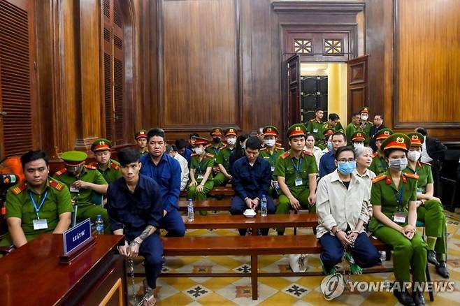 베트남에서 마약 밀수 조직 두목과 조직원 27명이 일제히 사형선고를 받았다. [사진출처 = 연합뉴스]