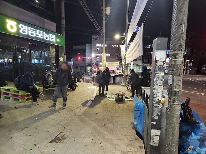 오전 6시께 노동자들이 대부분 사라진 남구로역 인근 거리 [촬영 이율립]