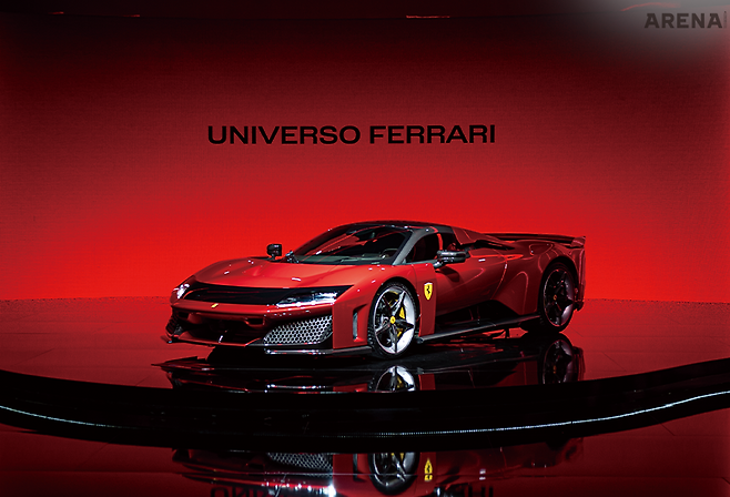 우니베르소 방콕에서 공개된 페라리 F80.