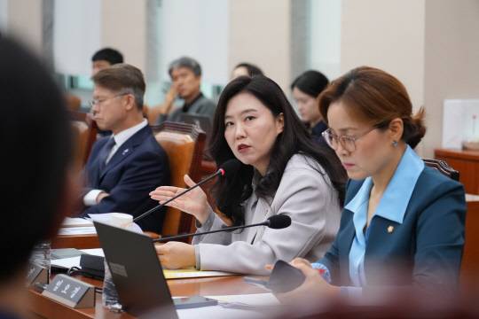 강유정 더불어민주당 의원. [의원실 제공]