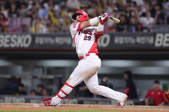 ▲ 당장은 주전 경쟁이 쉽지 않지만 변우혁에 대한 구단의 기대치는 여전히 유효하다. ⓒKIA타이거즈