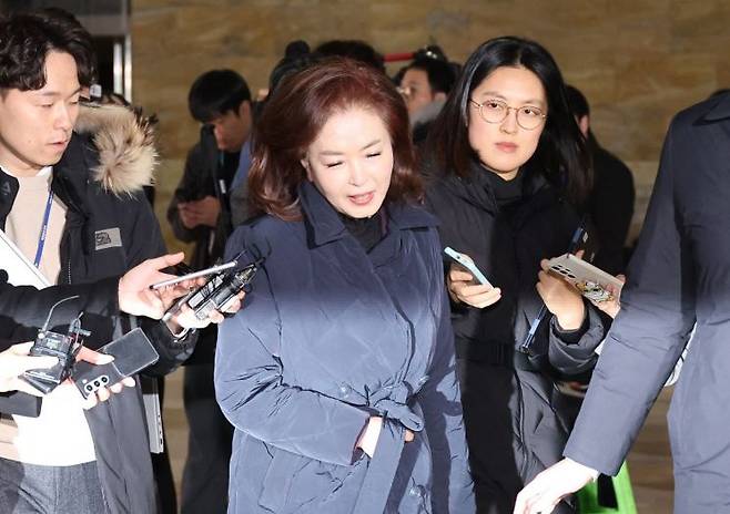 김민전 국민의힘 의원이 14일 오전 국회에서 열린 비상의원총회에 참석하고 있다.