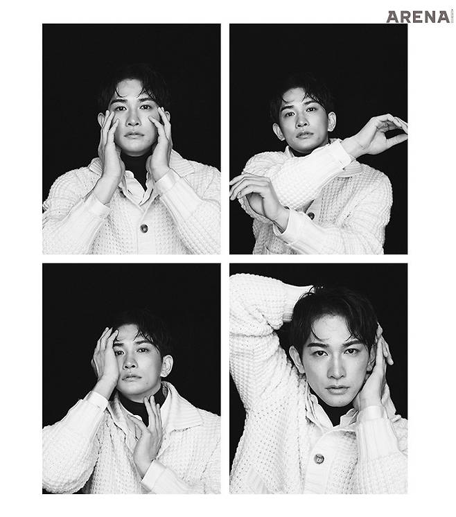 화이트 캐시미어 칼라 스웨터 재킷·화이트 코튼 셔츠·블랙 울 터틀넥 스웨터 모두 토즈 제품. 159