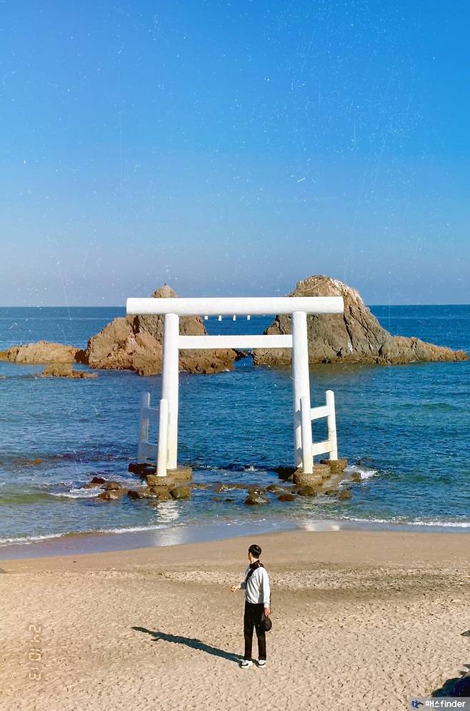 7fed8272da8368993fece9e442ee71685c5dc527bfc981b0a4b349397b0c8e65dcb24537f2535bb9e663