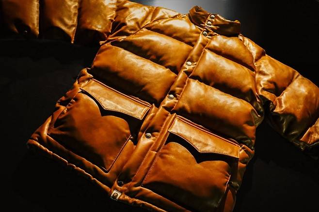 222.jpg 기무라타쿠야의 전설의 주황 패딩 ㄷㄷㄷ.mp4