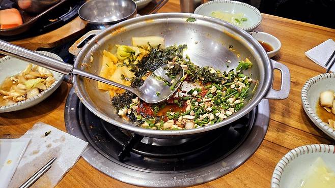 20250102_115701.jpg 시무식 끝나고 점심 만두전골