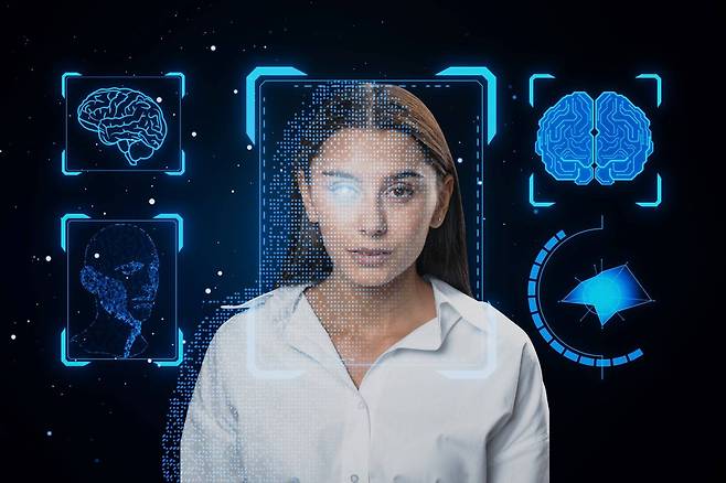 딥페이크를 악용한 공격은 진입장벽이 낮다는 문제가 존재한다 / 출처=셔터스톡