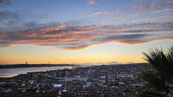 온화한 날씨와 저렴한 물가 덕에 한 달 살기 성지로 꼽히는 포르투갈 리스본. 사진 조정선