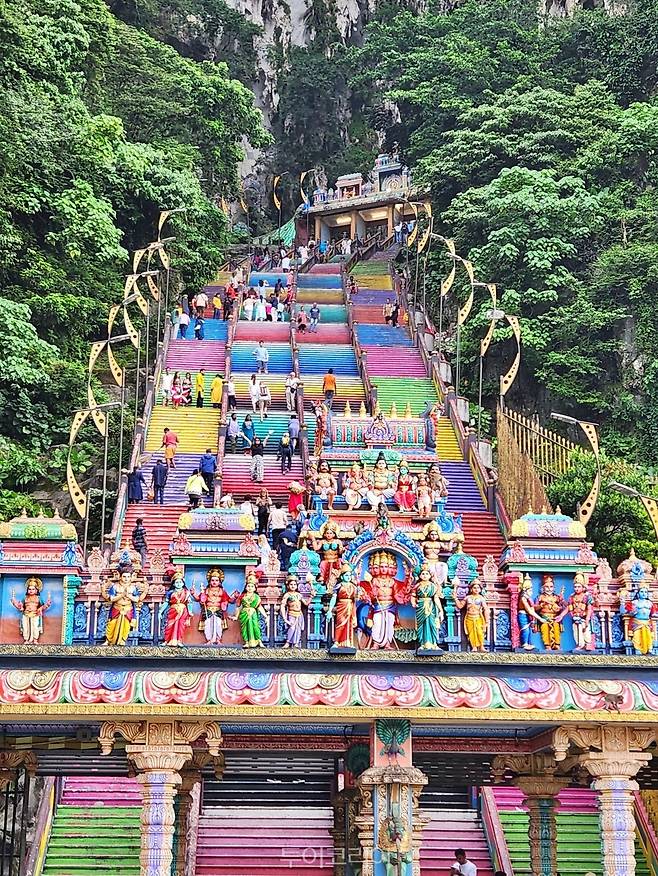 바투동굴(Batu Caves)