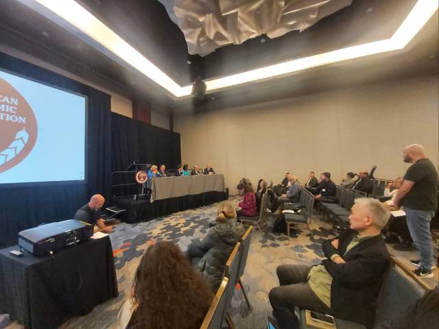 5일(현지 시간) 미국 캘리포니아주 샌프란시스코에서 열린 2025 전미경제학회(AEA) 연례총회 중 벤 버냉키 전 연방준비제도(Fed·연준) 의장을 위한 헌정 세션에서 참석자들이 발표자의 발언을 듣고 있다. 김흥록 특파원