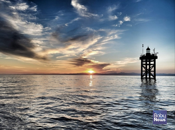 씨스타 스쿠버 캠프 손태규 대표가 직접 찍은 왕돌초 바다의 아름다운 석양. ⓒ씨스타 스쿠버 캠프