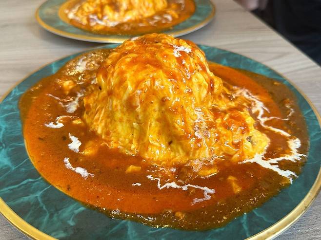 1.jpg 정말 먹음직스러운 오카자키역 오므라이스.mp4