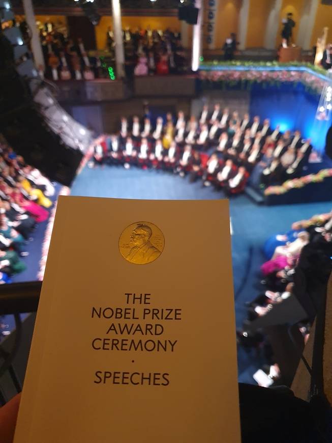 지난해 12월10일(현지 시각) 노벨상 시상식이 열린 스톡홀름 콘서트홀 발코니 2층에서 바라본 시상식장 내부 풍경. /김유태 제공