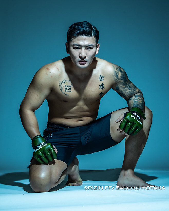 초대 로드FC 헤비급/라이트헤비급 챔피언 김태인 라이진 10주년 기념대회 프로필. 사진=RIZIN FF