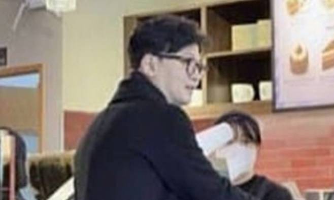 사진=네이버카페 ‘위드후니’ 캡처