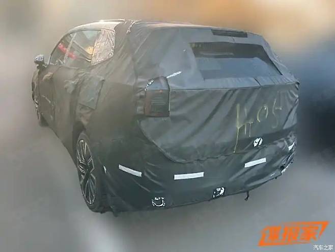 사진 : 볼보 XC50 테스트카 (출처=오토스파이넷)