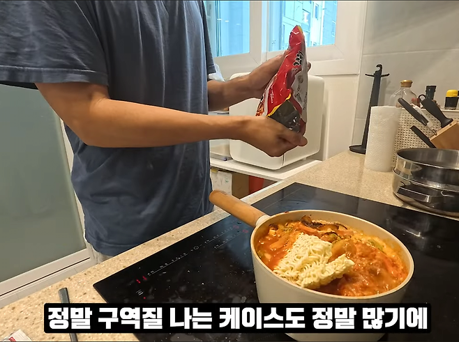 image.png 남자 간호사가 그만둔 이유 남자 간호사가 말하는 간호사 현실 남자 간호사가 말하는 간호사 현실