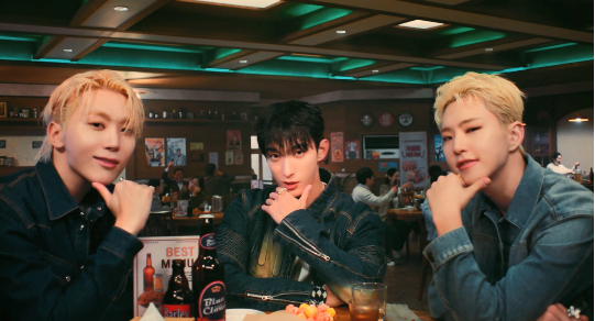 부석순은 8일 오후 6시 싱글 2집 ‘TELEPARTY’ 전곡 음원과 타이틀곡 ‘청바지’의 뮤직비디오를 공개했다.사진=플레디스 제공