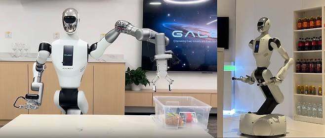 베이징대표 로봇-베이징대 기반 로봇 회사인 갤봇이 출시한 'G1'. 바퀴가 달려 있는 것이 특징이다. /갤봇