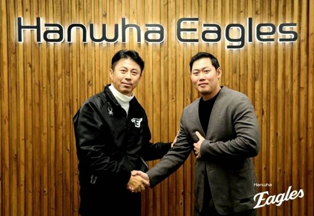 한화 이글스 손혁 단장과 하주석./한화 이글스