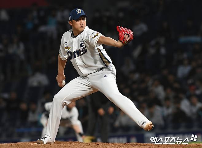 올겨울 FA 시장에서 하주석과 서건창이 잔류 계약을 맺은 가운데 이제 미계약자는 이용찬과 김성욱, 그리고 문성현이 남아 있다. 엑스포츠뉴스 DB