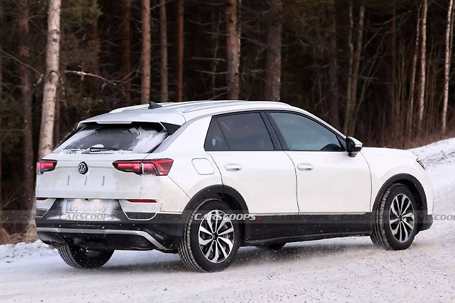 폭스바겐 티록 풀체인지 테스트카