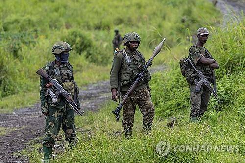 민주콩고 동부의 M23 반군 대원들 [AP 연합뉴스 자료사진. 재판매 및 DB 금지]