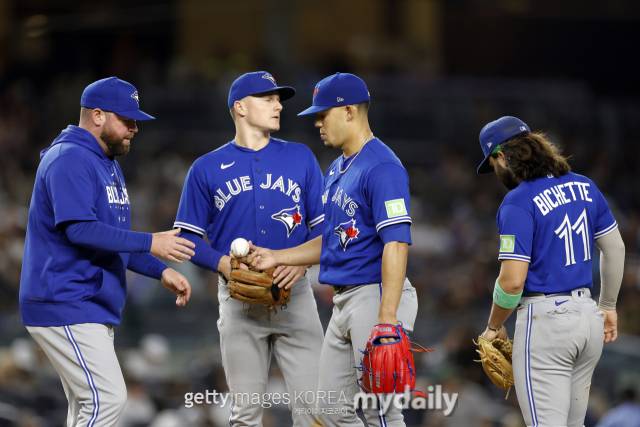 2023년 아메리칸리그 와일드카드 시리즈 2차전 호세 베리오스를 교체하는 존 슈나이더 감독,/게티이미지코리아