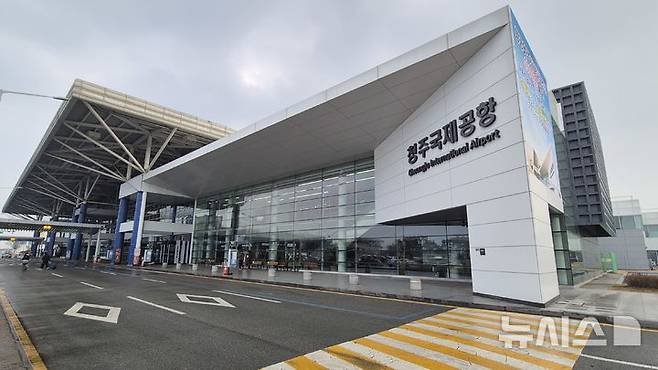 [청주=뉴시스] 연현철 기자 = 청주국제공항 전경. 2025.01.08. yeon0829@newsis.com