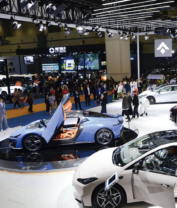2024년 11월7일 개막한 제16회 중국 장저우 국제 오토쇼 ⓒ연합뉴스