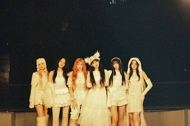 [사진 = 스타쉽엔터테인먼트]