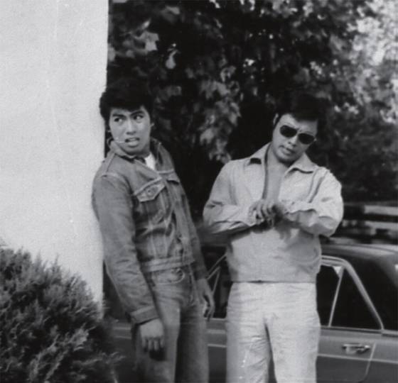 영화 '기러기 남매'(1971)에 함께 출연한 남진(오른쪽)과 나훈아. 반항아 느낌이 물씬 풍긴다. 중앙일보 DB