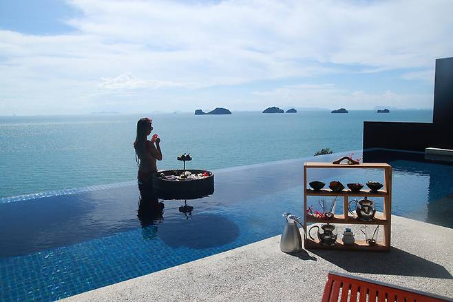 플로팅 애프터눈 티. 사진제공|팜투어