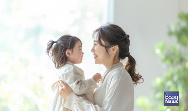 여성가족부는 올해 한부모가족 지원 예산이 지난해 대비 173억 원 증액된 5614억 원을 편성해 복지 사각지대 해소와 지원대상 확대를 위한 제도개선을 추진한다. ⓒ베이비뉴스