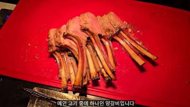 GOMCAM 20250112_2309120483.jpg 1인 14만원 국내 최고가 딸기뷔페에서 나오는 음식 종류