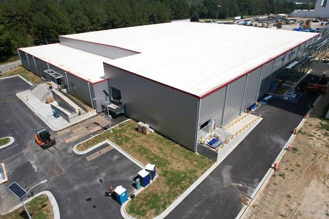 미국 조지아주 커빙턴에 자리한 앱솔릭스 유리기판 양산 공장 전경. 앱솔릭스 제공